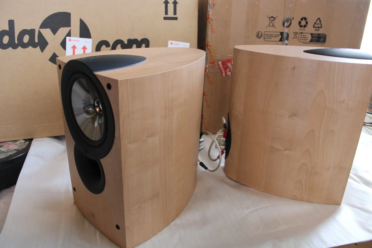 Тонколони KEF IQ3 - Английски от 45hz - 40, 000hz ПЕРФЕКТНИ за СТУДИО — снимка 2