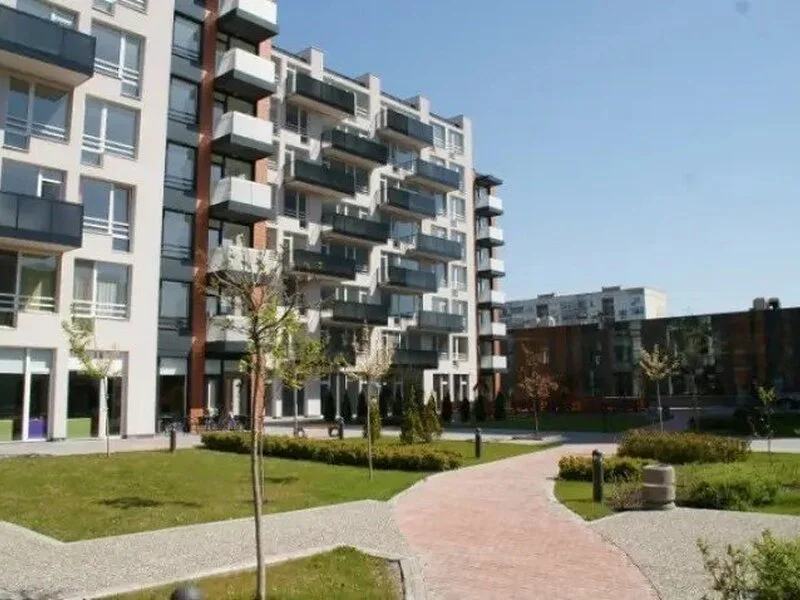 Тристаен Апартамент, Кършияка 112кв.м