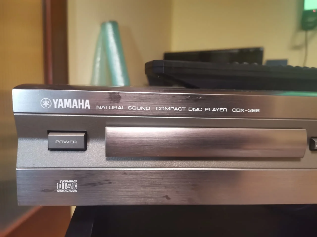 Yамаха CDX-396 CD Player с дистанционно — снимка 2