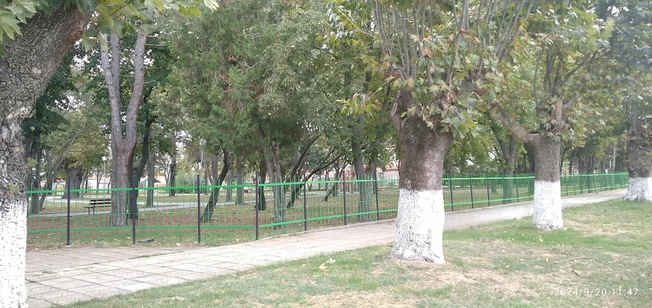 Къща с двор в с. Гильовца, общ. Несебър — снимка 5