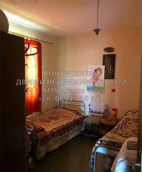 Кодг 62045. Двуетажна тухлена къща близнак 120м2 с двор 300м2 . Разпределението им е както следва: е — снимка 4