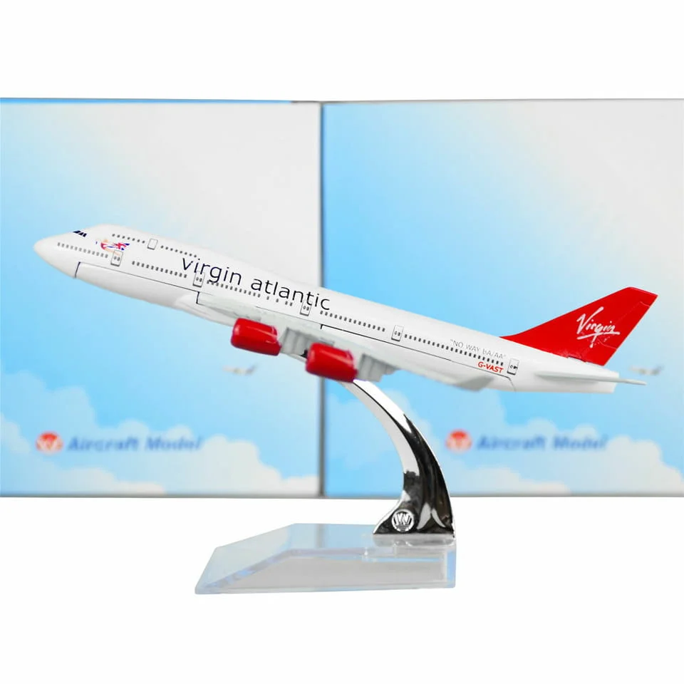 Бойнг 747 самолет модел макет Virgin Atlantic метален черна кутия стюардеса презокеански полет пилот — снимка 2