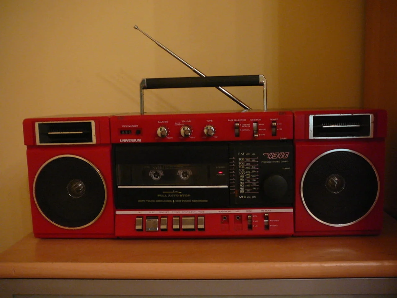 Universum ctr-4346