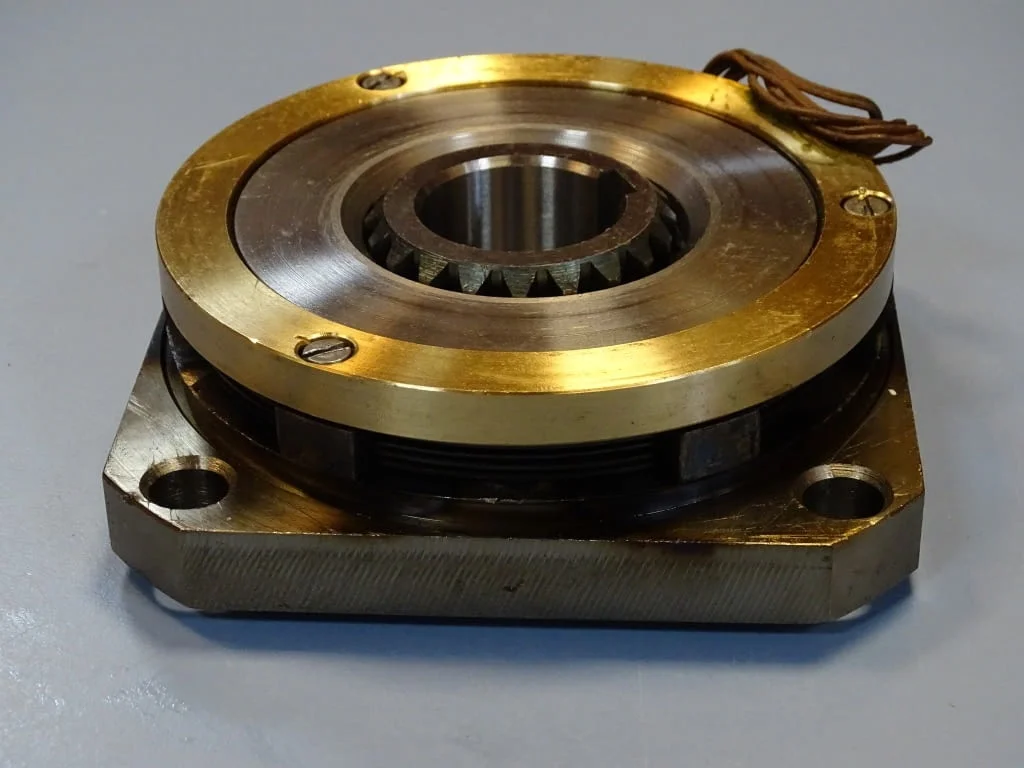 Електромагнитен съединител ETM-0.96 1А/1H (ЭТМ-0.96 1А/1H) electromagnetic multi-plate clutch 24VDC — снимка 2