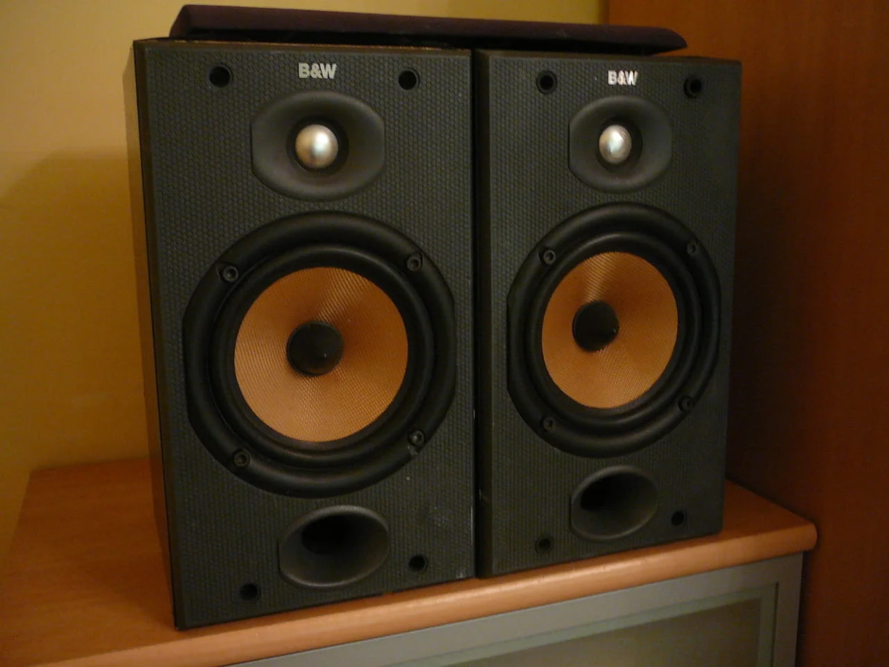 B&w dm 601 s2 — снимка 7