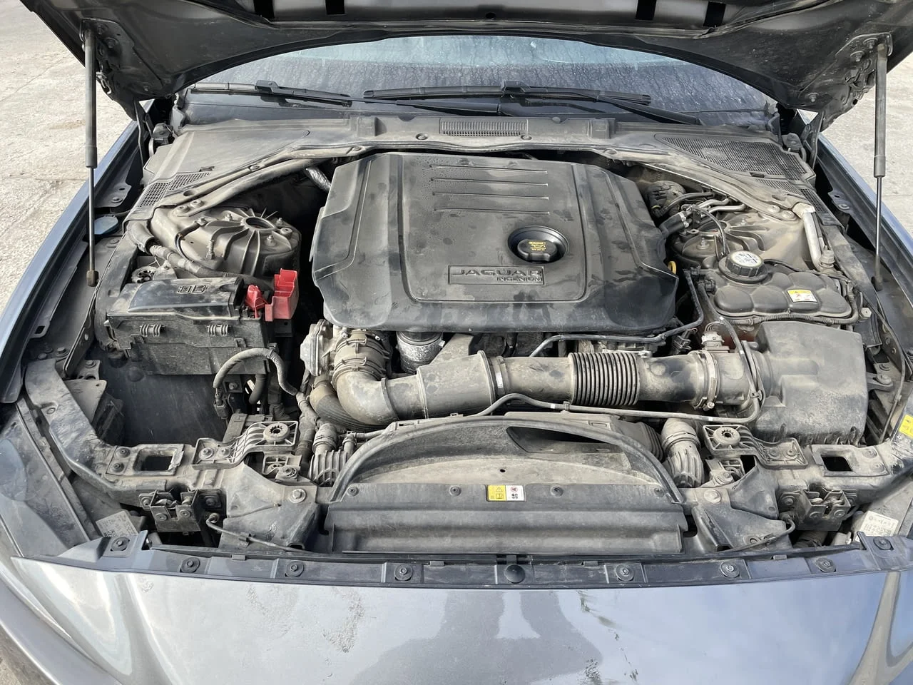 Jaguar XE 2.0 двигател 204DTD 180 кс., AWD автоматик, 67000 км., 2019г., euro 6B, Ягуар ХЕ 2.0 Engin — снимка 9