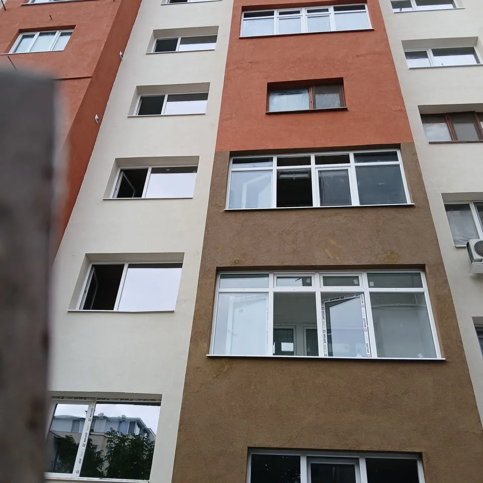 Продавам апартамент в пловдив 59 кв.м — снимка 2