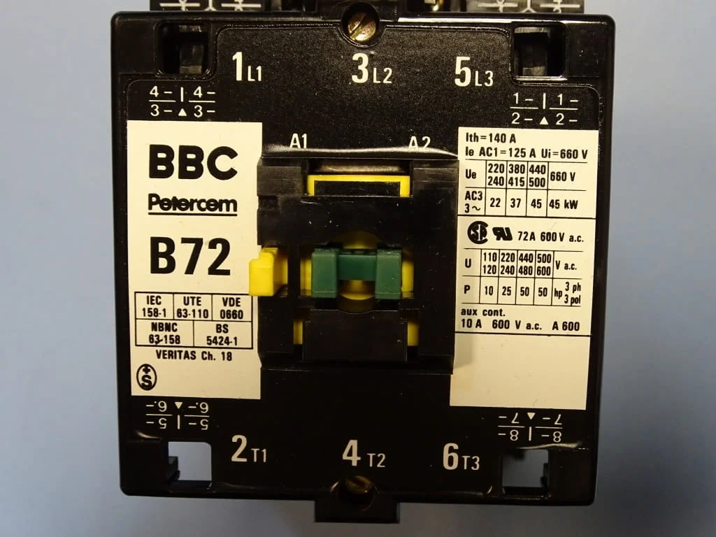 Контактор BBC Petercem B72-30-11 contactor 75A 220V — снимка 3