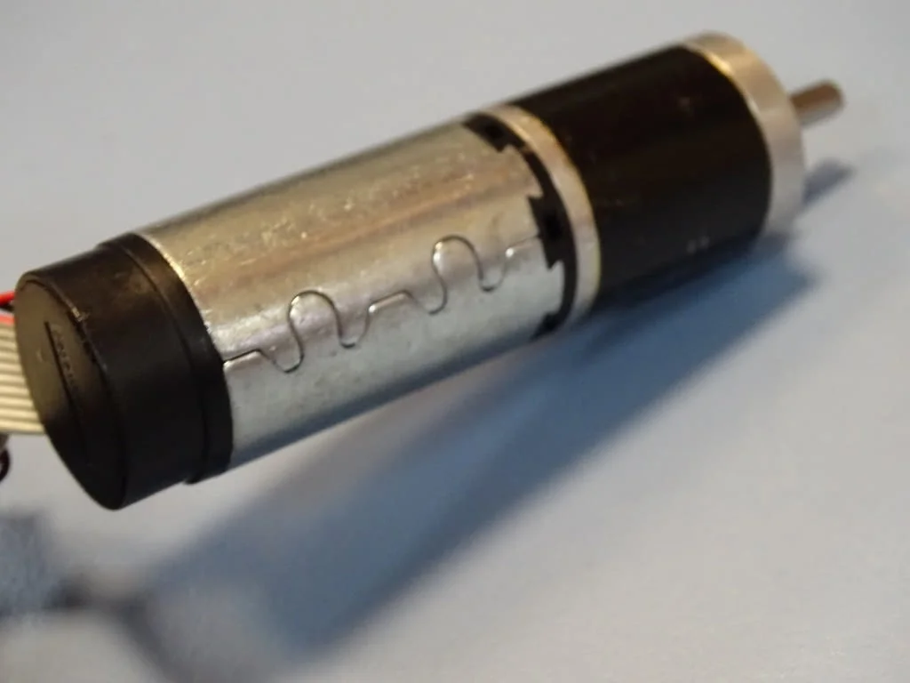 Мотор редуктор MAXON MOTOR M080504 RE25 Graphite Brushes — снимка 10