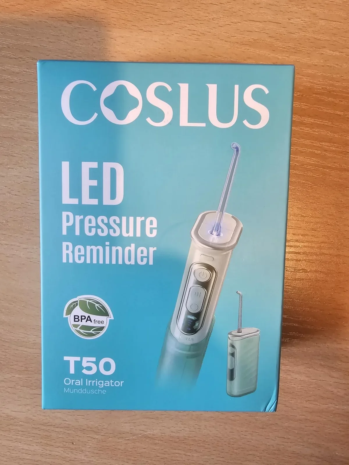 Портативен орален иригатор COSLUS T50 с телескопичен резервоар 240 мл и 9 нива на налягане