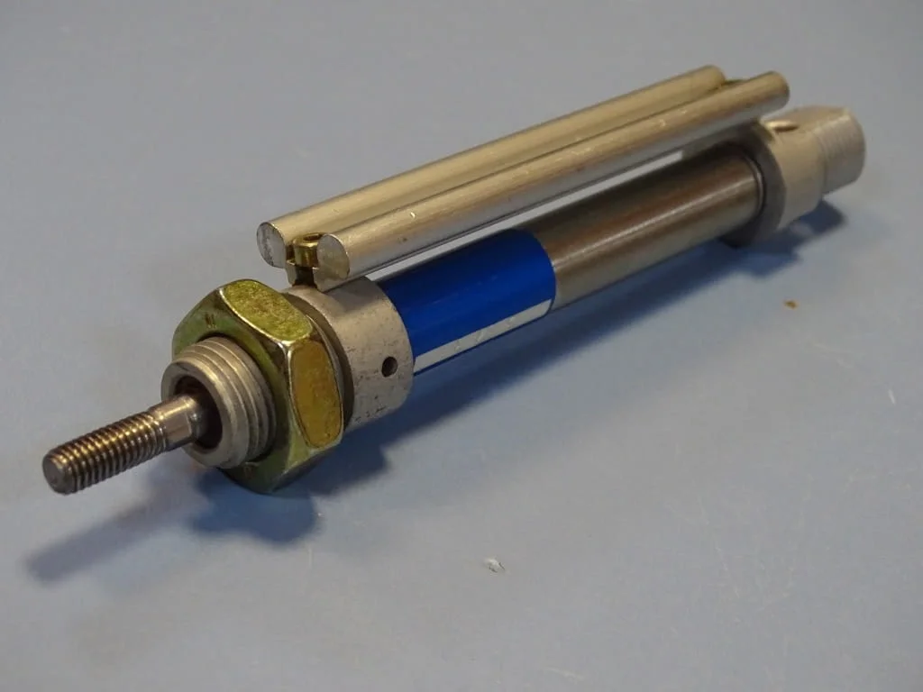 Пневматичен цилиндър Festo DSN-12-25P-A pneumatic cylinder — снимка 6