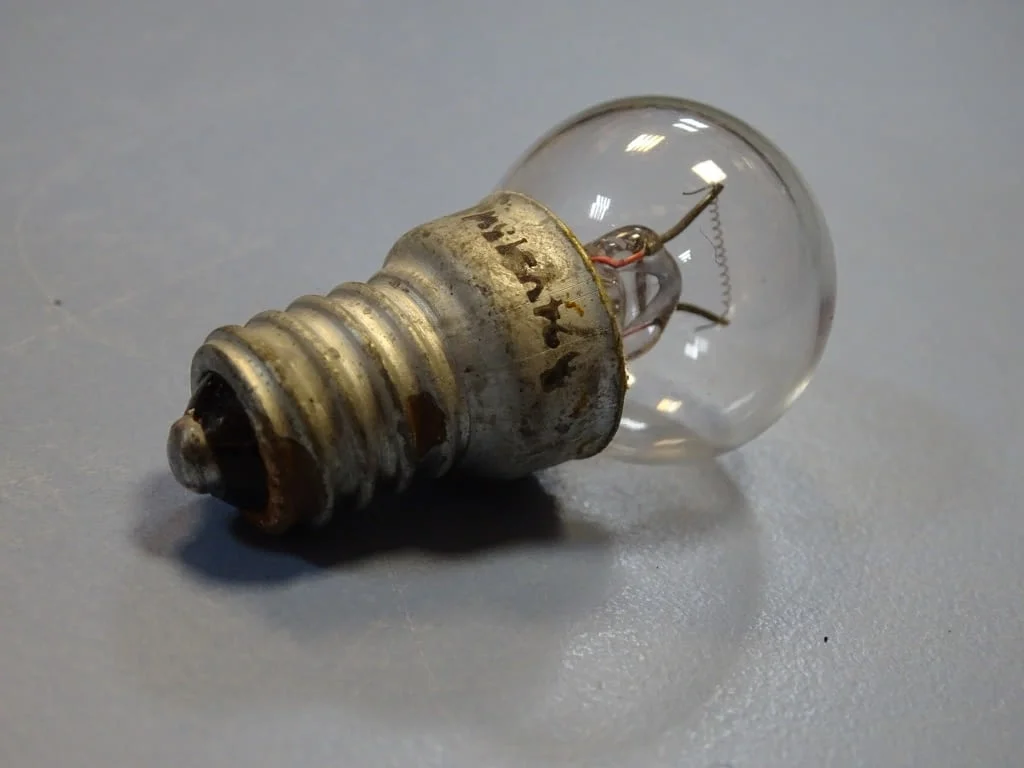 Лампа/крушка NARVA 24V 15W Е14 lamp/bulb — снимка 3