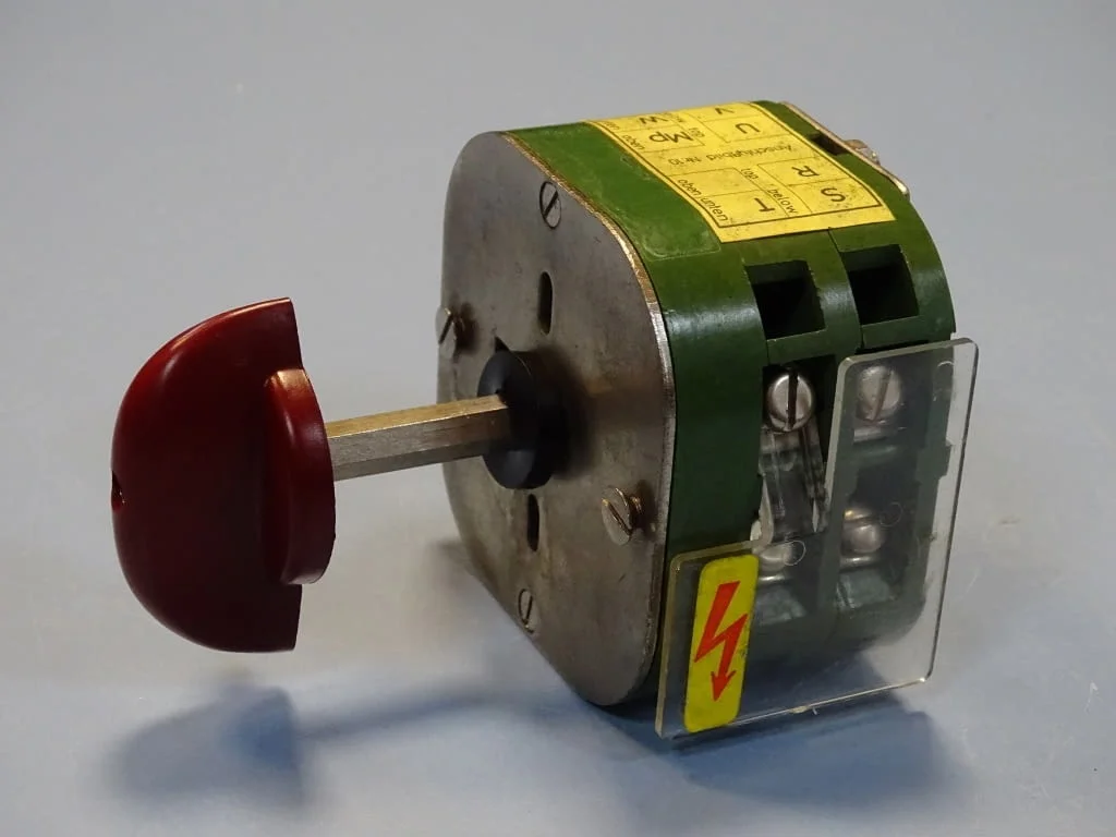 Пакетен превключвател Telemecanique 25/40A 500V rotari switch — снимка 5
