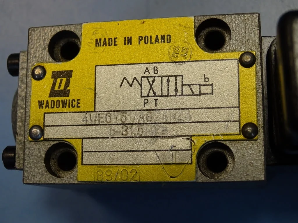 Хидравличен разпределител WADOWICE 4WE6Y51/AG24NZ4 directional valve 24VDC — снимка 3