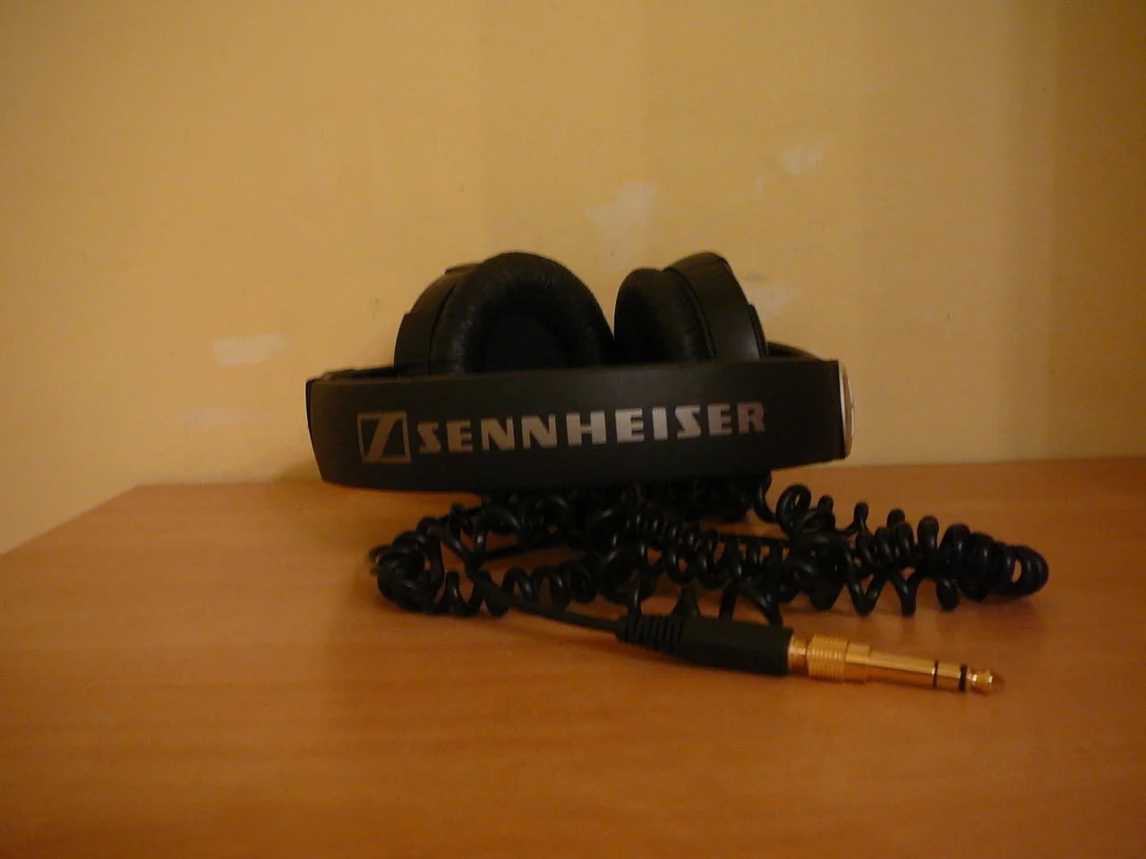 Sennheiser hd 215