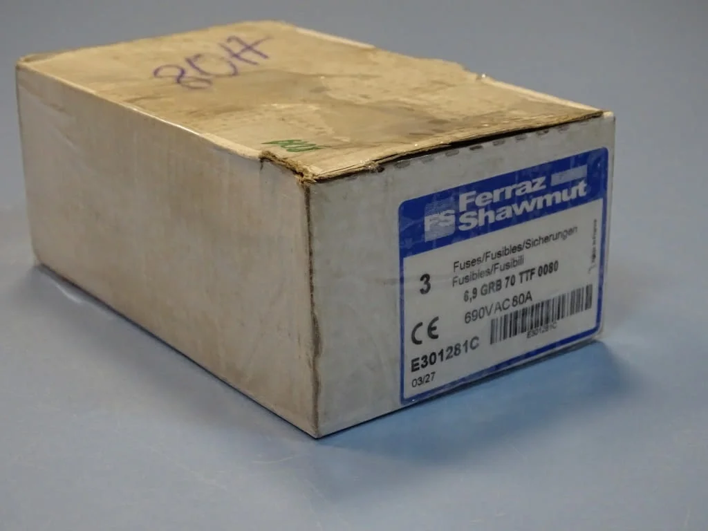 Предпазител Ferraz Shawmut Protistor E301281 Fuses 6.9GRB70TTF0080 80A 690VAC — снимка 2