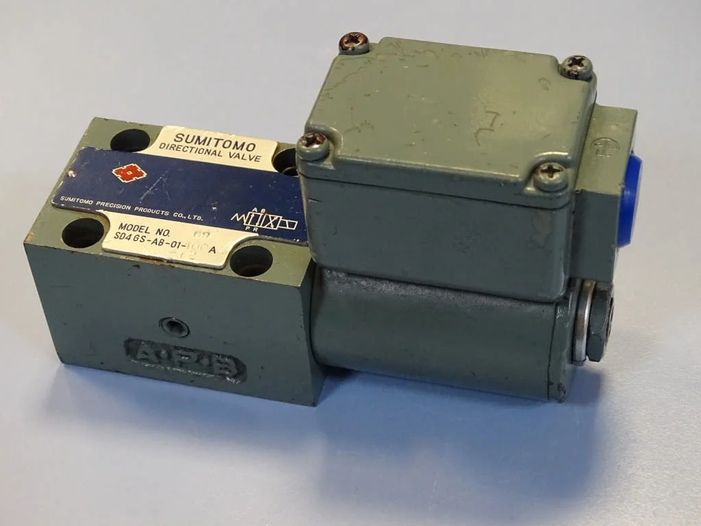 Хидравличен разпределител SUMITOMO SD4GS-AB-01-100AZ-12 directional valve 100V — снимка 2