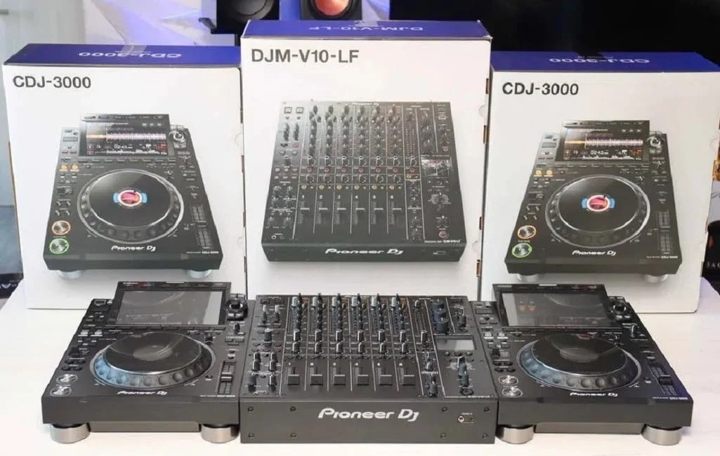 Pioneer CDJ-3000 , Pioneer DJM-A9 , Pioneer DJM-V10-LF , Pioneer CDJ-2000NXS2 , Pioneer DJM-900NXS2 — снимка 5
