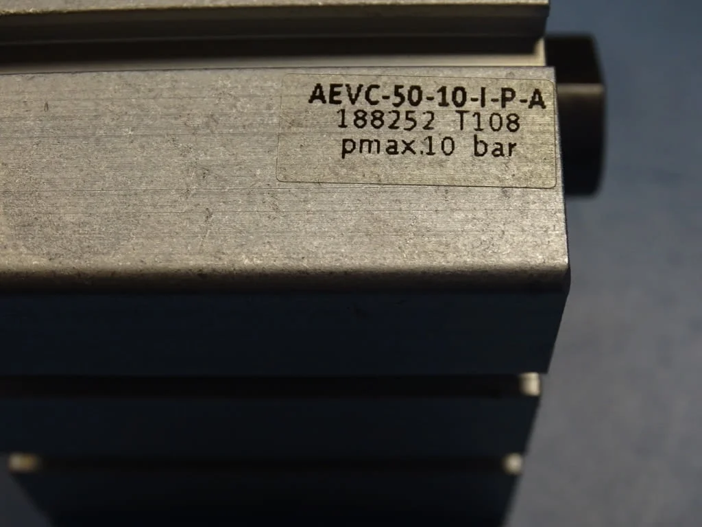 Пневматичен цилиндър Festo AEVC-50-10-I-P-A short stroke cylinder — снимка 4