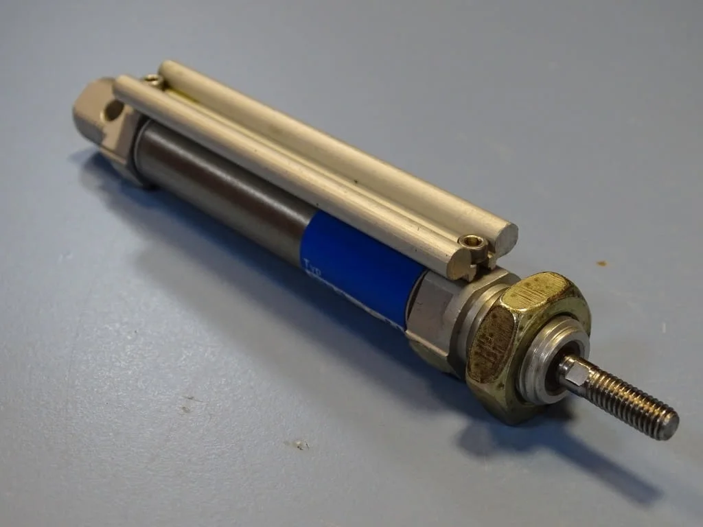 Пневматичен цилиндър Festo DSNN-16-50P-A pneumatic cylinder — снимка 6