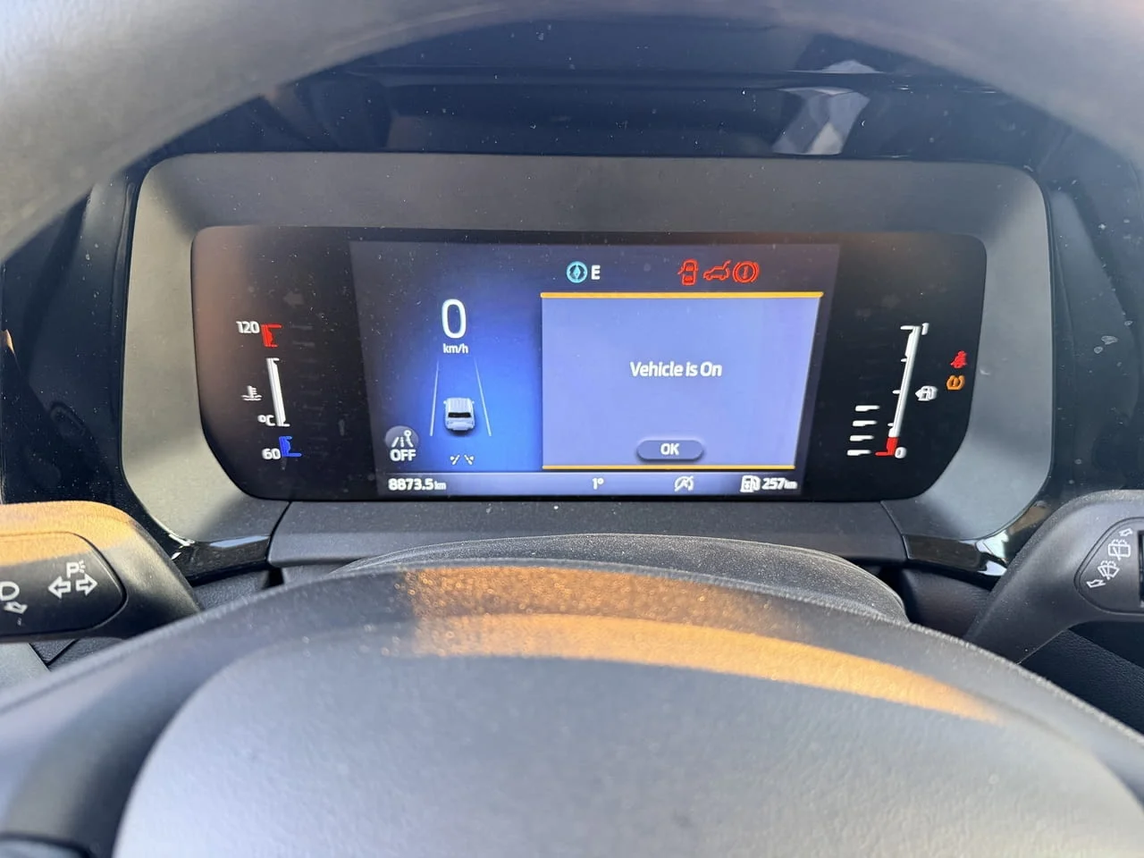 Ford Tourneo Courier V769 1.0L EcoBoost двигател C10FD0X, B7JB 125 кс., 6 ск - B6., 8800 км., 2025 г — снимка 7