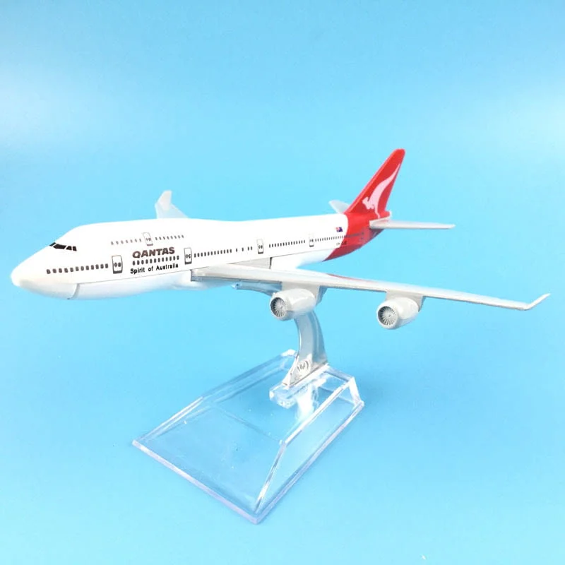 Бойнг 747 самолет модел макет Qantas метален пътникопоток междуконтинентален полет летище Австралия — снимка 2