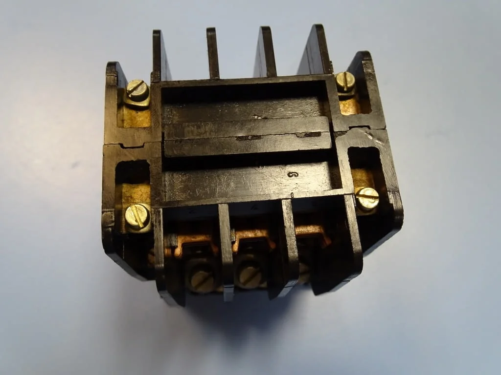 Контактор K25E ЕАЗ Пловдив 25A, 24V, 50Hz — снимка 5