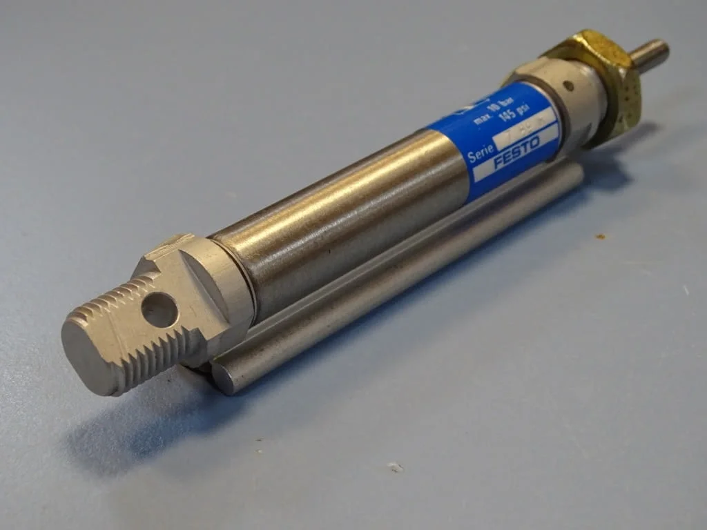Пневматичен цилиндър Festo DSNN-16-50P-A pneumatic cylinder — снимка 2