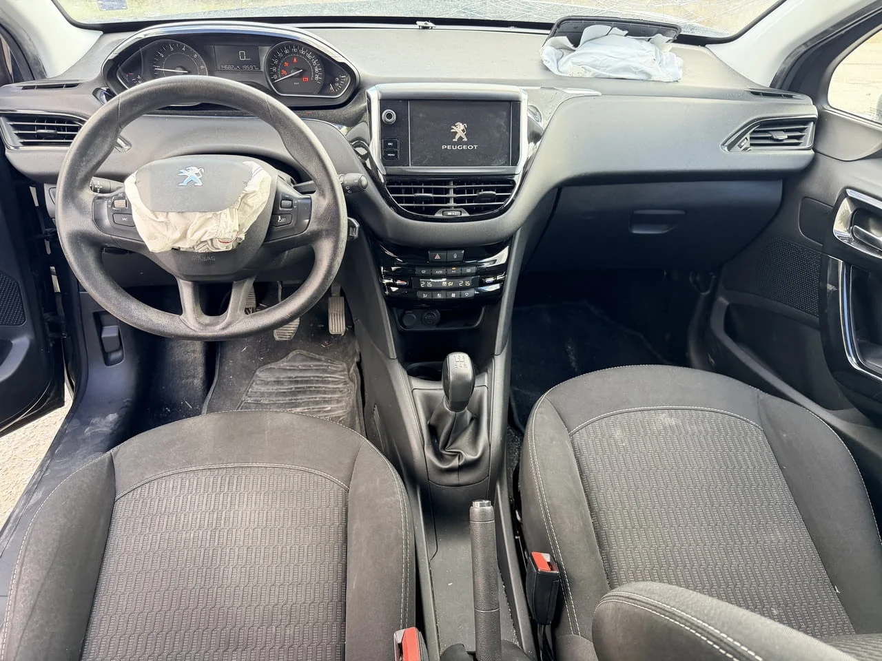 Peugeot 208 1.2 PureTech, двигател HMZ, HM01, 82 кс., 5 ск., 114000 км., 2017г., евро 6D, Пежо 208 1 — снимка 10