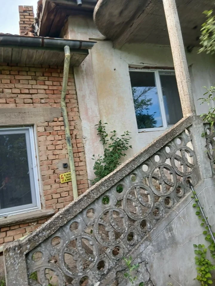 Къща в с. Въбел , обл. Плевен — снимка 2