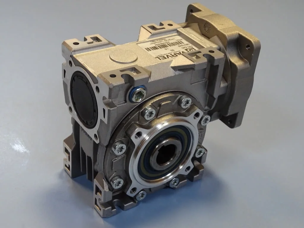 Червячен редуктор VARVEL FRT-G40 B3 reducer worm gear box 1:5 — снимка 4