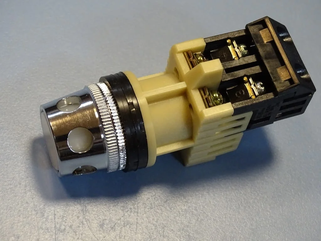 Команден бутон (светещ) бял FUJI Electric AH25-L2W10E command switch — снимка 6