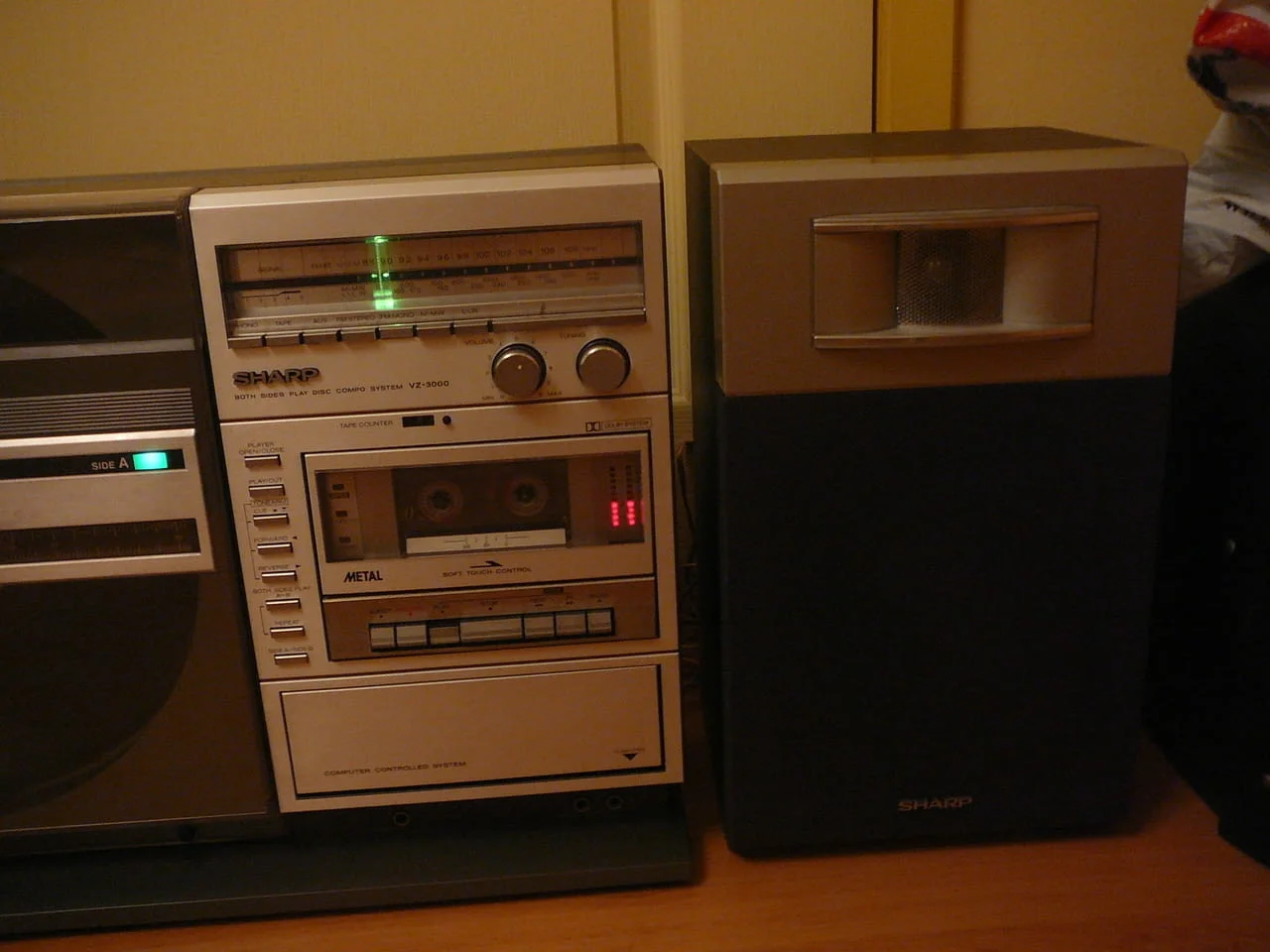 Sharp vz-3000