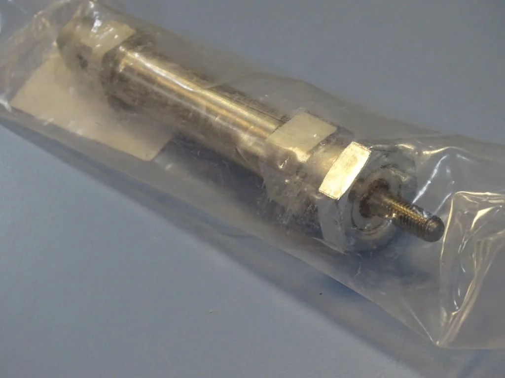 Пневматичен цилиндър Festo DSNU-20-50-PPV-A standards-based cylinder — снимка 4