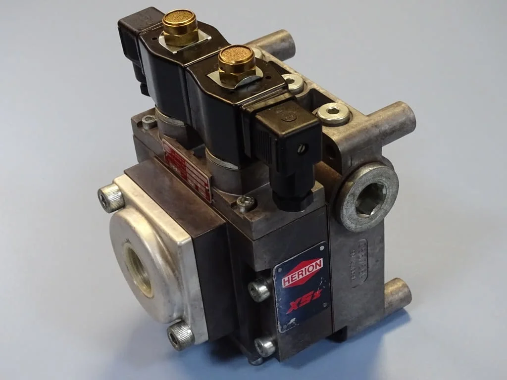 Пневматичен разпределител HERION XSZ 20/2493000 Solenoid Valve 24VDC G3/4 — снимка 6