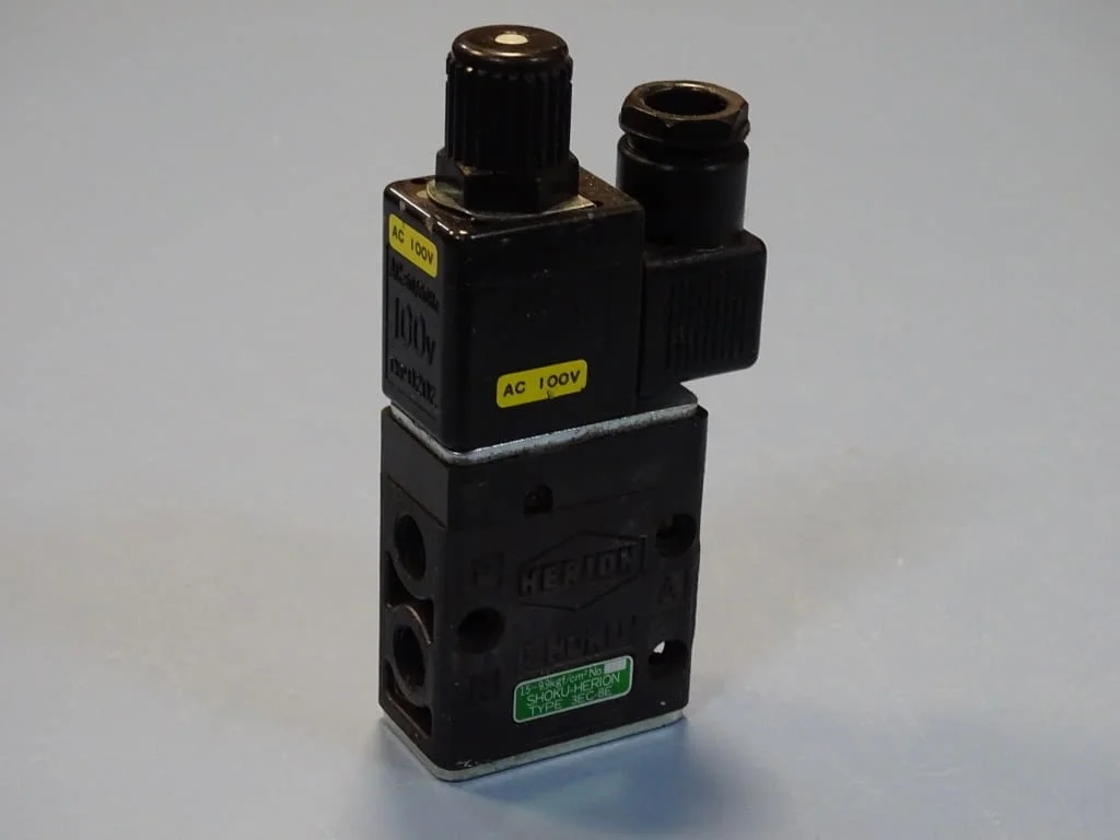 Пневматичен разпределител SHOKU-HERION 3EC-8E solenoid valve 100VAC
