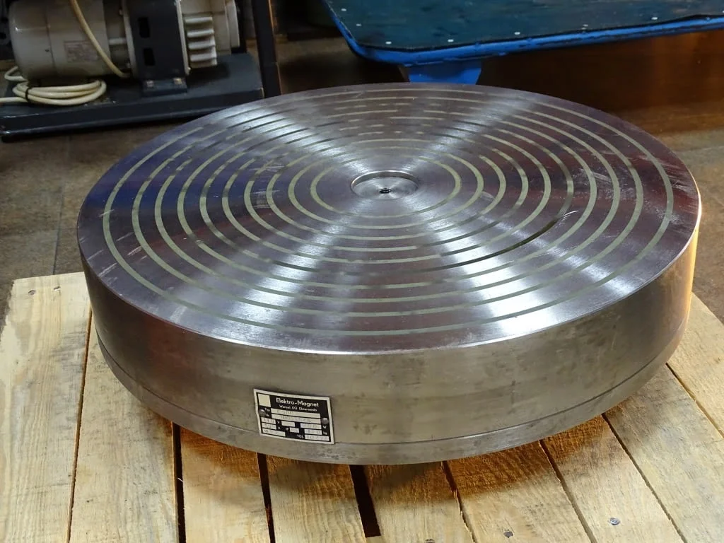 Магнитна маса кръгла Elektro-Magnet C 500 electromagnetic table VEB TGL10272 — снимка 8