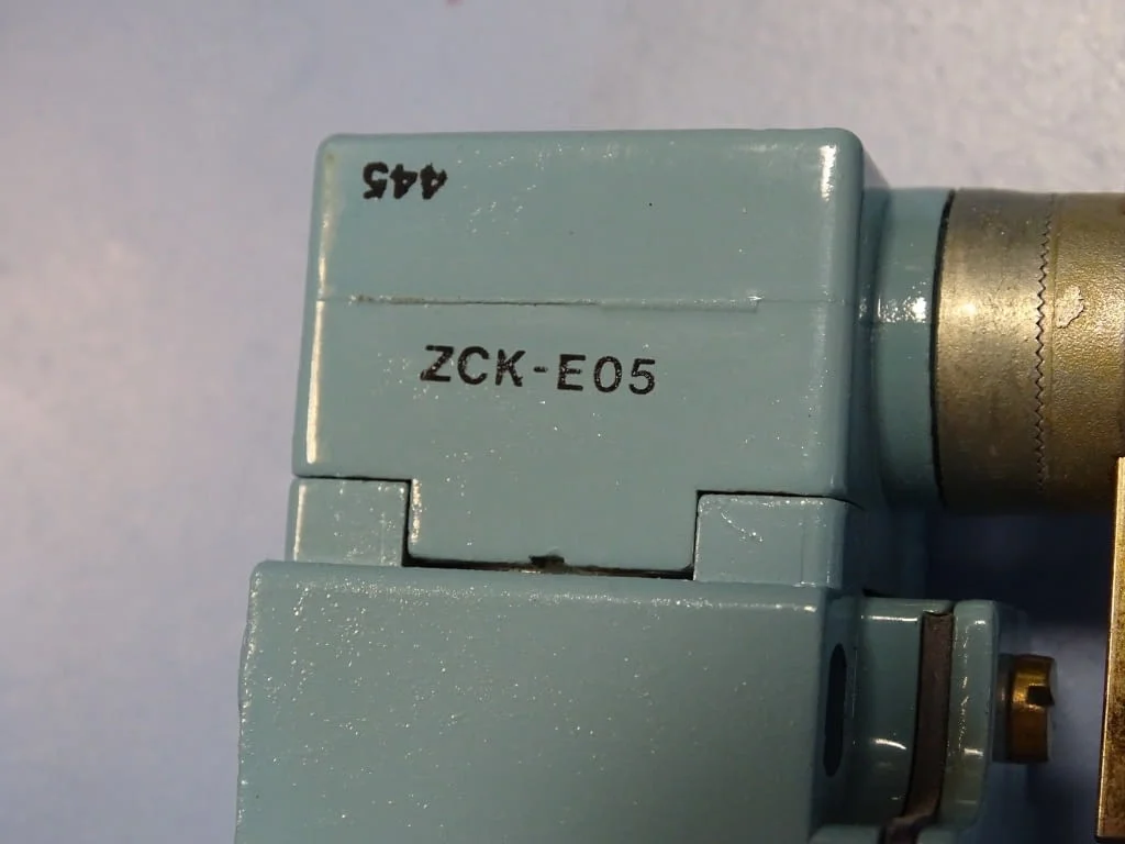 Краен изключвател Telemecanigue XCK-J10551 Limit Switch 380VAC — снимка 4