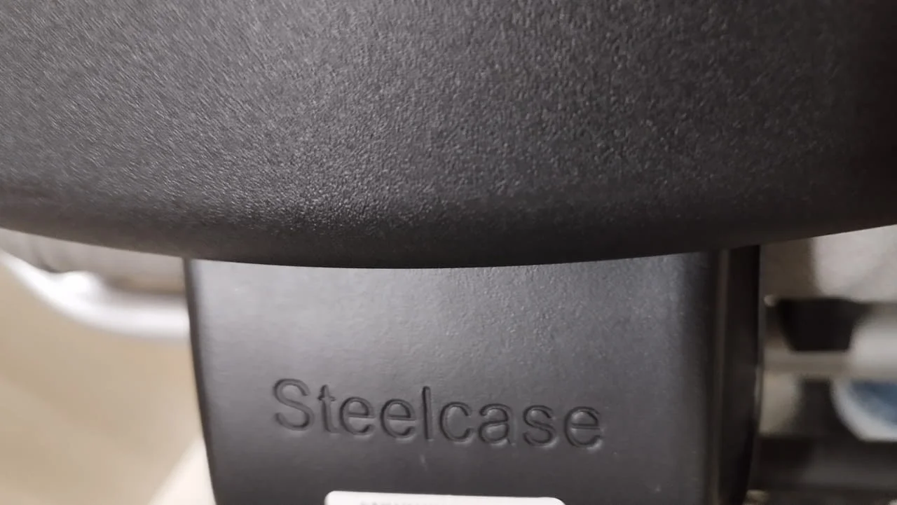 Офис столове Steelcase сиво и черно текстилна дамаска — снимка 2