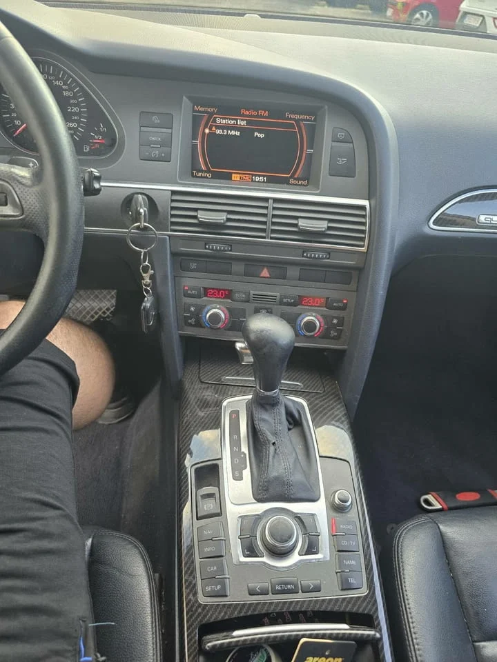 Продавам Audi A6 Avant (4F/C6) 3.0 TDI Quattro – Автоматик — снимка 6