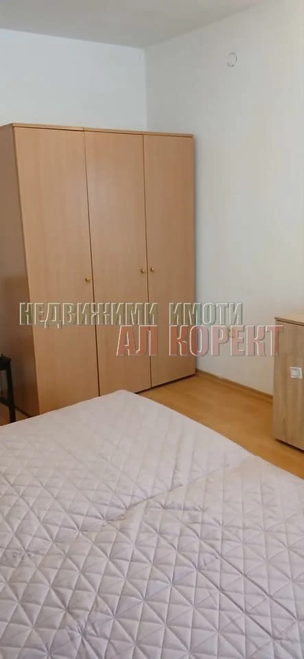 Просторен тристаен под наем в Центъра — снимка 4