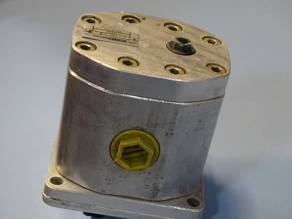 Хидромотор ORSTA 20/16 TGL 10860 hydraulic motor — снимка 3