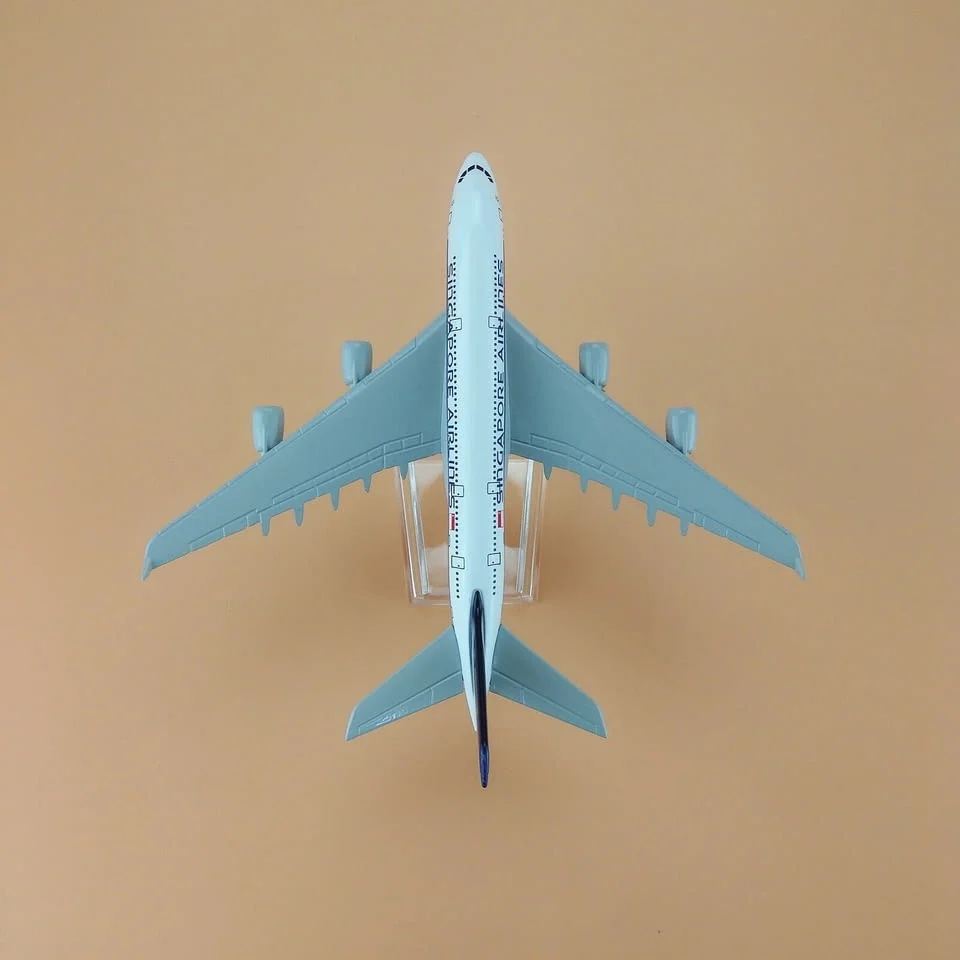 Еърбъс 380 самолет модел макет Singapore Airlines метален A380 пътнически летище — снимка 3