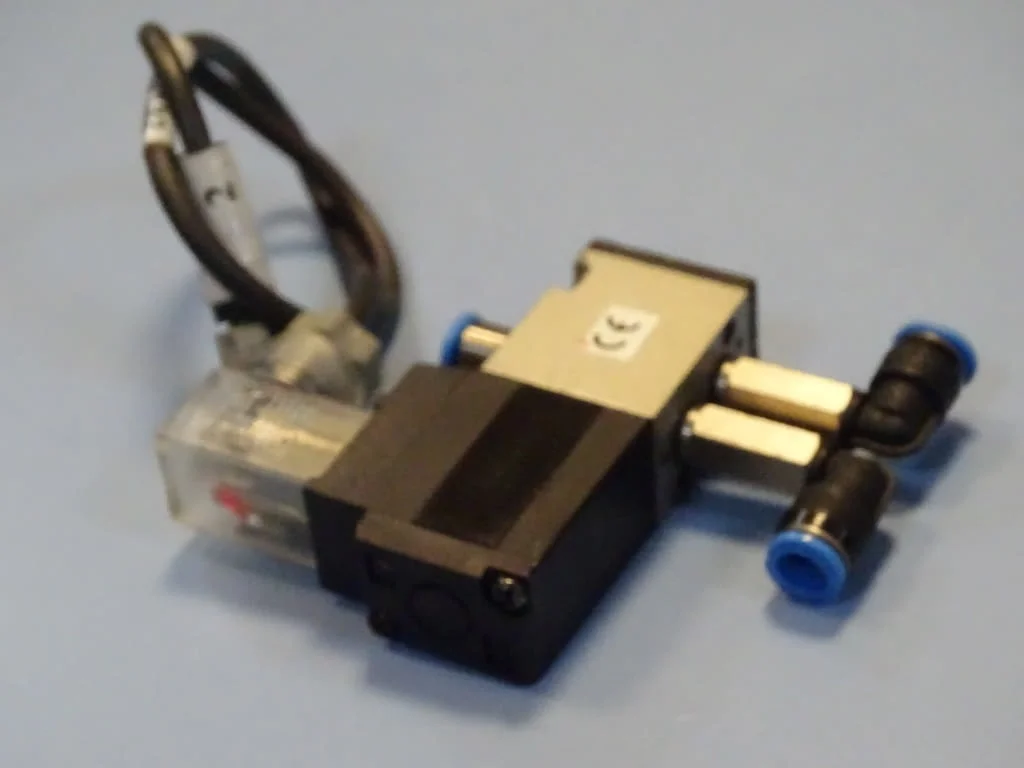 Пневматичен разпределител SMC VK 332-500-M5-0 solenoid valve 24VDC — снимка 6