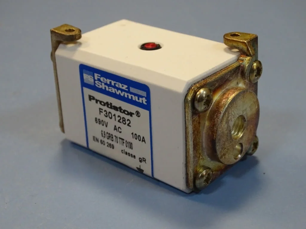 Предпазител Ferraz Shawmut Protistor F301282 Fuses 6.9GRB70TTF0100 100A 690VAC — снимка 3