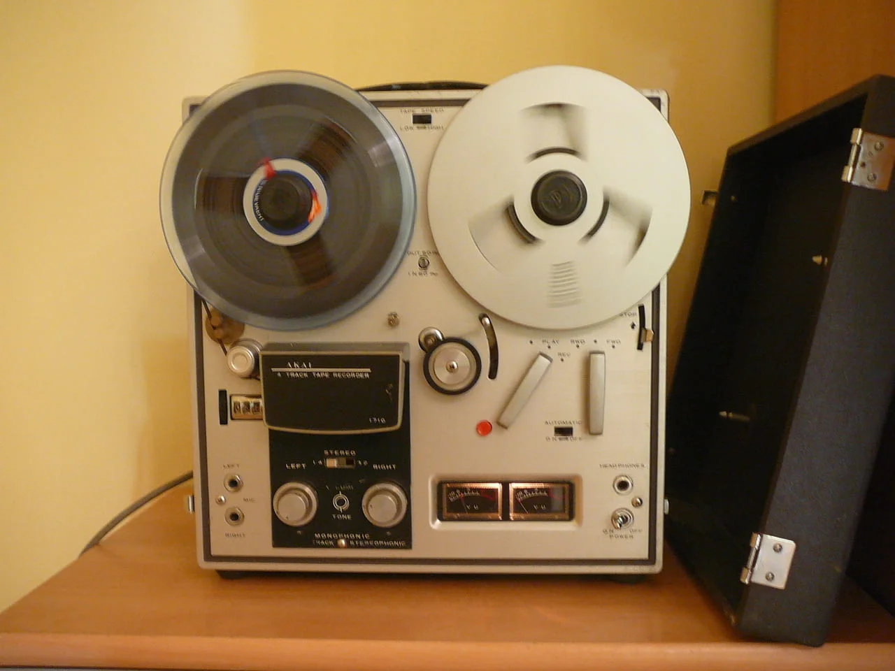 Akai 1710 lampov — снимка 2
