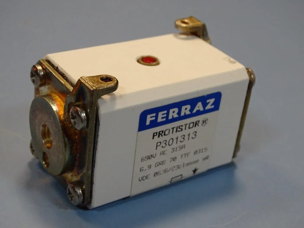 Предпазител Ferraz Shawmut Protistor P301313 Fuses 6.9GRB70TTF0315 315A 690VAC — снимка 7