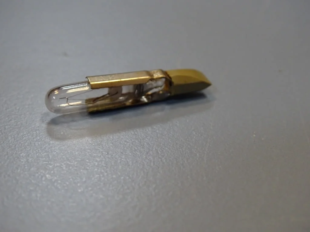 Сигнална лампа VEB NARVA T 5.5 24V 0.025А signal lamp TGL10449 — снимка 4