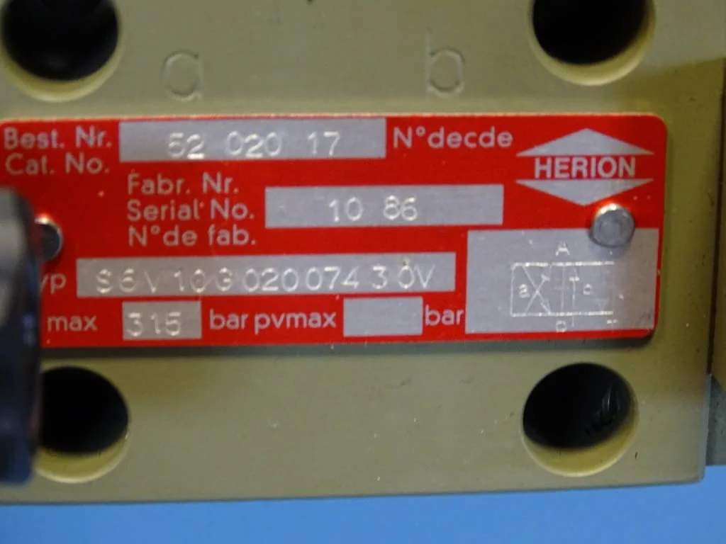 Хидравличен разпределител HERION S6V10G0200743OV directional valve 24VDC — снимка 2