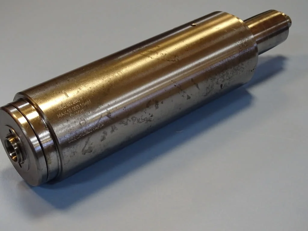 Шпиндел за шлайф IBC 80250T ф80 L-250 Č min-1